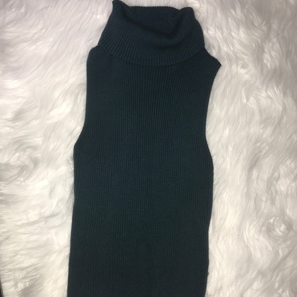 Turquoise/green turtleneck sweater top